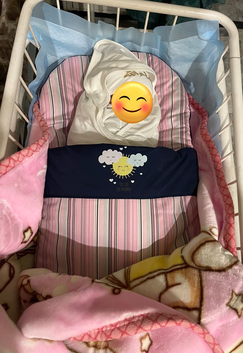 Monna Naseer🌚💓☕ tweet media