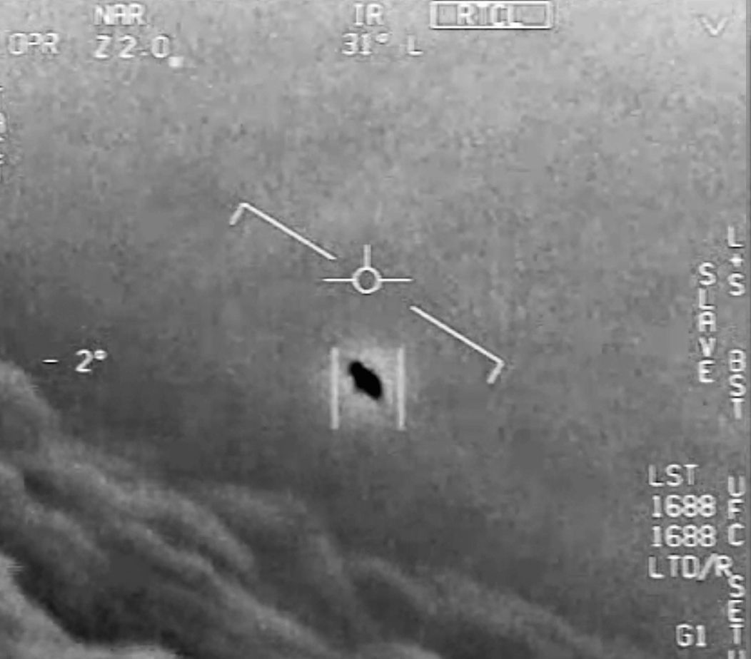 sizeofthings's tweet image. UFO sightings in the US since the 90's 🛸

130,000 - 140,000

source: NUFORC (National UFO Reporting Center)

Government/military sources track fewer cases, focused on potential national security threats (often from pilots, sensors, or military personnel):

(AARO) reported 757