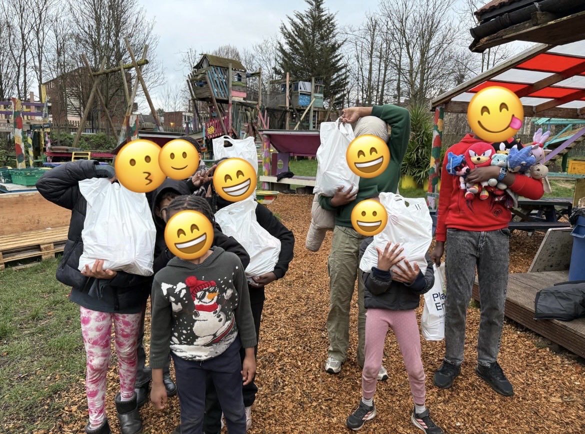 Hackney Play tweet media