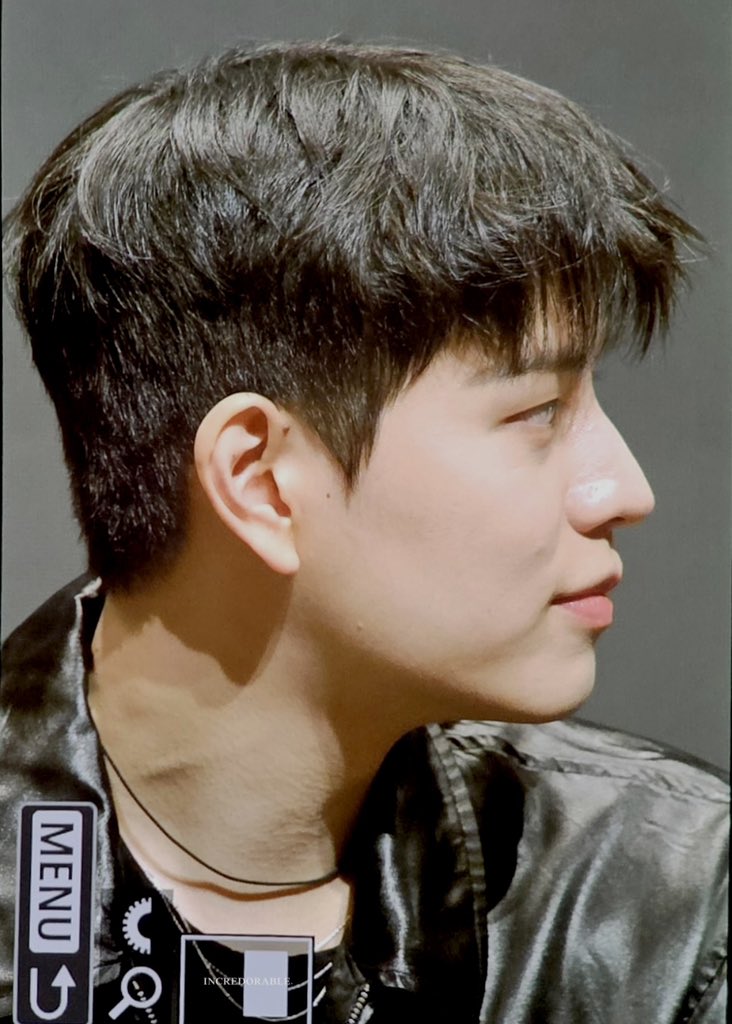 this time, just keep his hair clean! open up his face and let the features show
if the brand outfit is already strong, don’t ruin it with messy styling

kpop hair misses too often. thai and chinese entertainment rarely fumble the hair
he’s already a visual
stop covering his face!