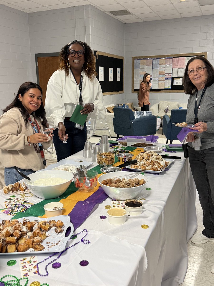 Danielle Miller tweet media