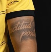 Actitud positiva es lo que necesitamos los hinchas para aguantar este año. 

La camiseta muy linda.