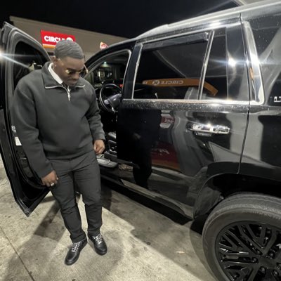 Kavosiey Smoke tweet media