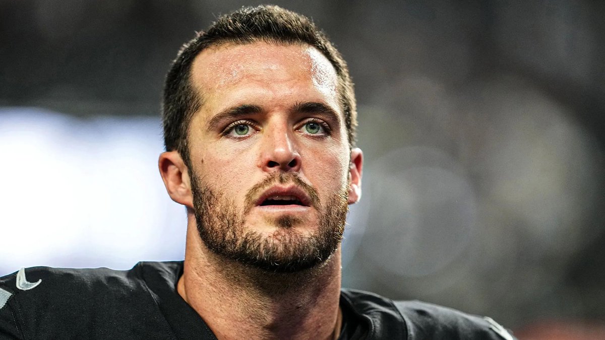 Derek Carr said that returning to the NFL is not about the money and that he’d play for a team like the #Jets “for as low as $20 million.”

A veteran Pro Bowl QB that wants to put the team first by playing on a bargain deal.