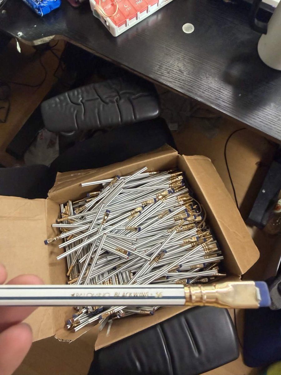 Colodraws tweet media