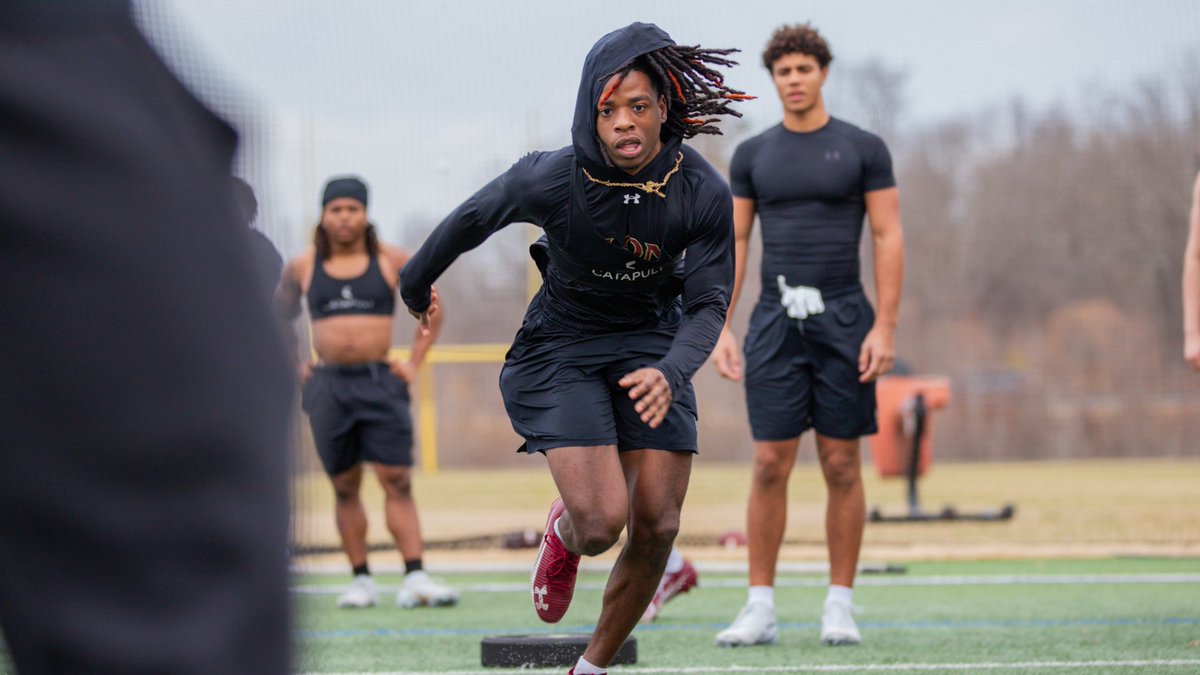 Elon Football tweet media