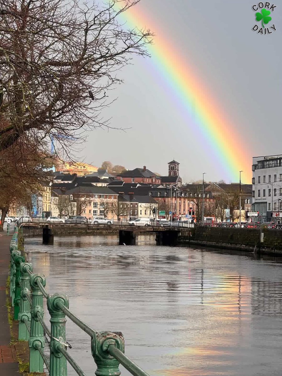 ThisIsIreland3's tweet photo. Somewhere over the River Lee… 🌈❤️

The River Lee glowing under a perfect rainbow 🌈 

📍Cork City, Ireland 🇮🇪

📸 ian_sanso

#Cork #Rainbow #Riverlee #Corkcity https://t.co/8YIeBxfmxo