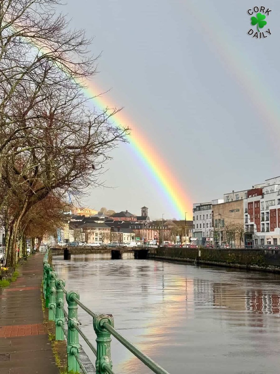 ThisIsIreland3's tweet photo. Somewhere over the River Lee… 🌈❤️

The River Lee glowing under a perfect rainbow 🌈 

📍Cork City, Ireland 🇮🇪

📸 ian_sanso

#Cork #Rainbow #Riverlee #Corkcity https://t.co/8YIeBxfmxo