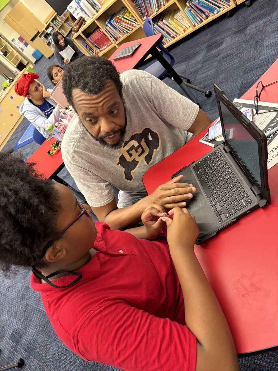 Friendly Neighborhood Principal Eva Morgan tweet media