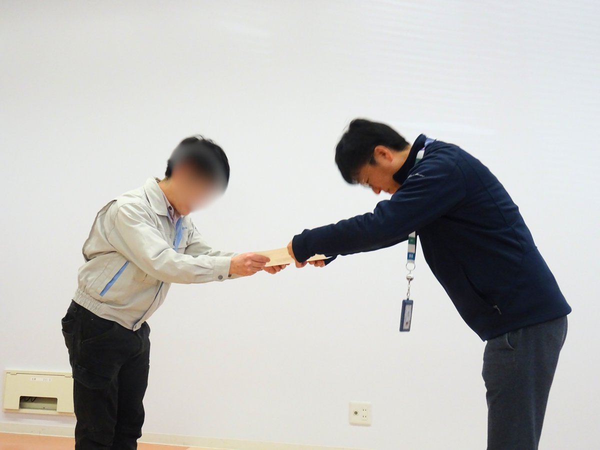 OTICS_JP's tweet photo. 先日、オティックスでは年に一度の「スタッフ改善事例発表会」を開催しました。質の高い改善が多く表彰も行われました。日頃から提案や改善に取り組み、よりよい職場づくりを進めています😊 https://t.co/luzD7ja7FK
