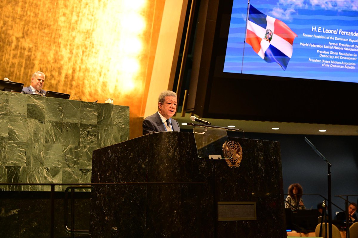 FUNGLODE tweet media