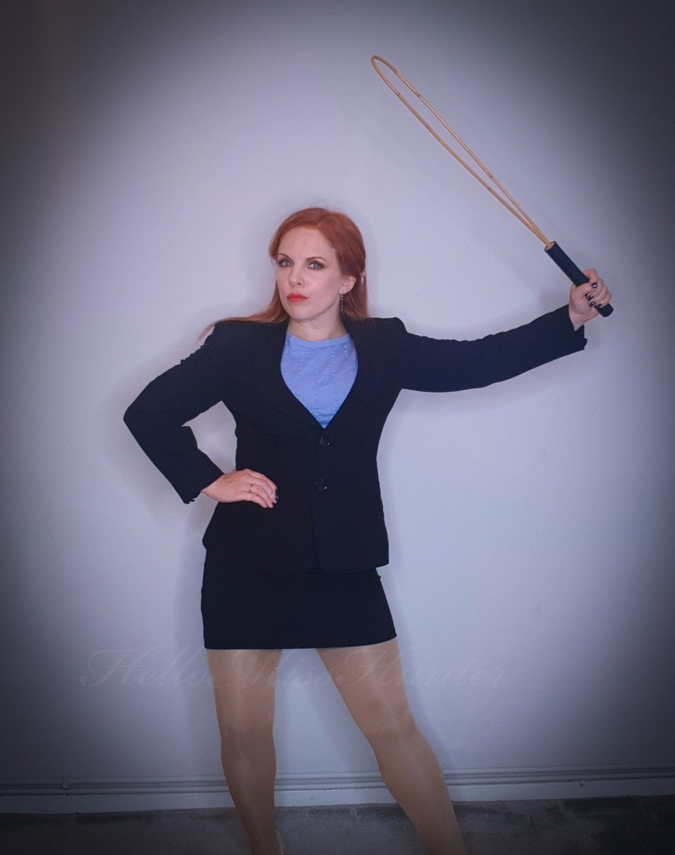 Miss Hunter tweet media