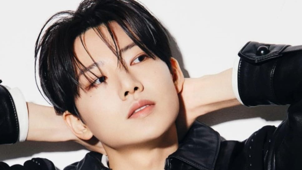 J𝓮𝓶𝔂🥟 || teushot tweet media