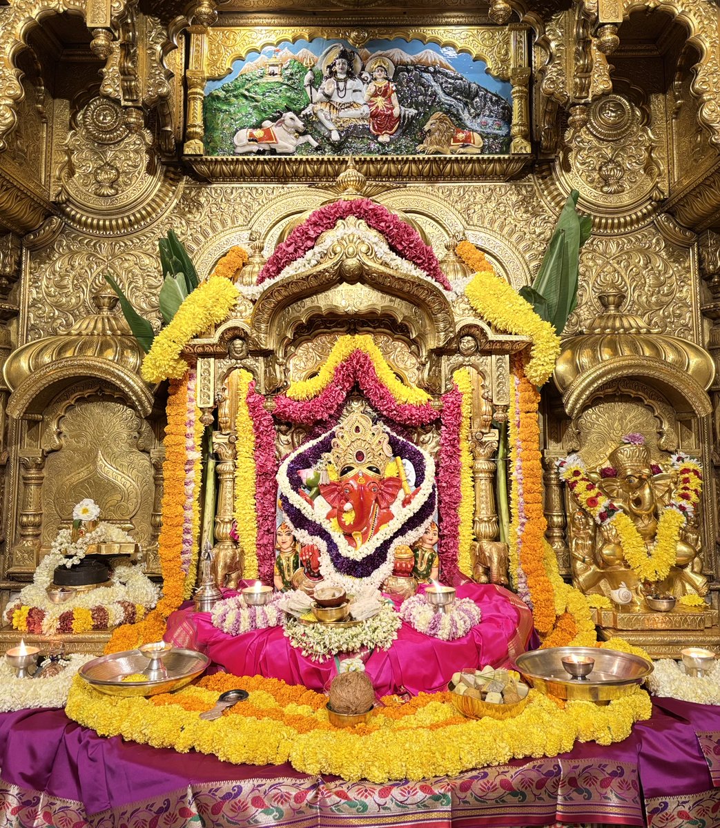 🙏 गणपती  बाप्पा मोरया 🌺मंगलमूर्ती मोरया 🙏२०/०२/२०२६
🙏Ganapati Bappa Moraya 🌺 Mangalmurti Moraya  🙏20/02/2026