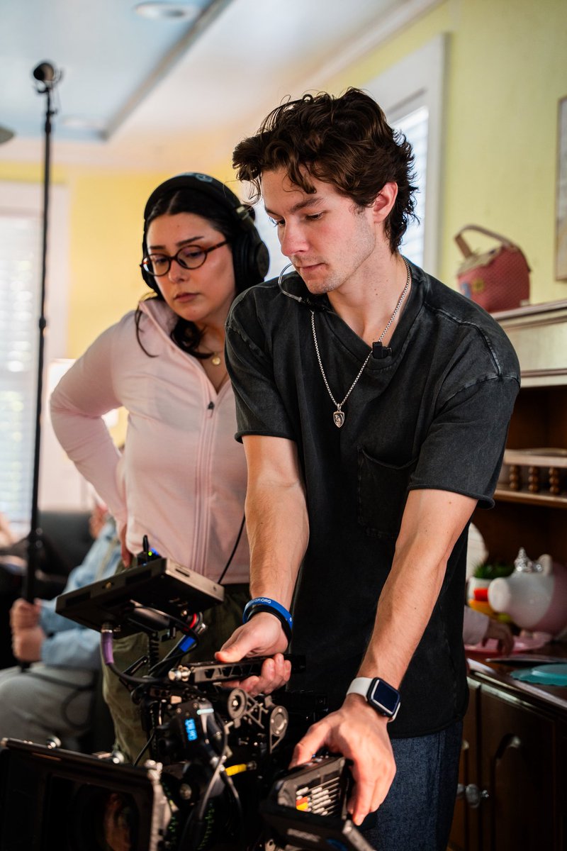 Jridds8's tweet image. Go to film school