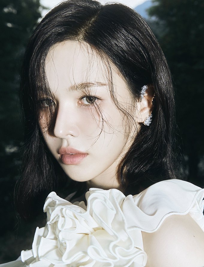 Happy 32nd birthday to the talented Wendy of Red Velvet.