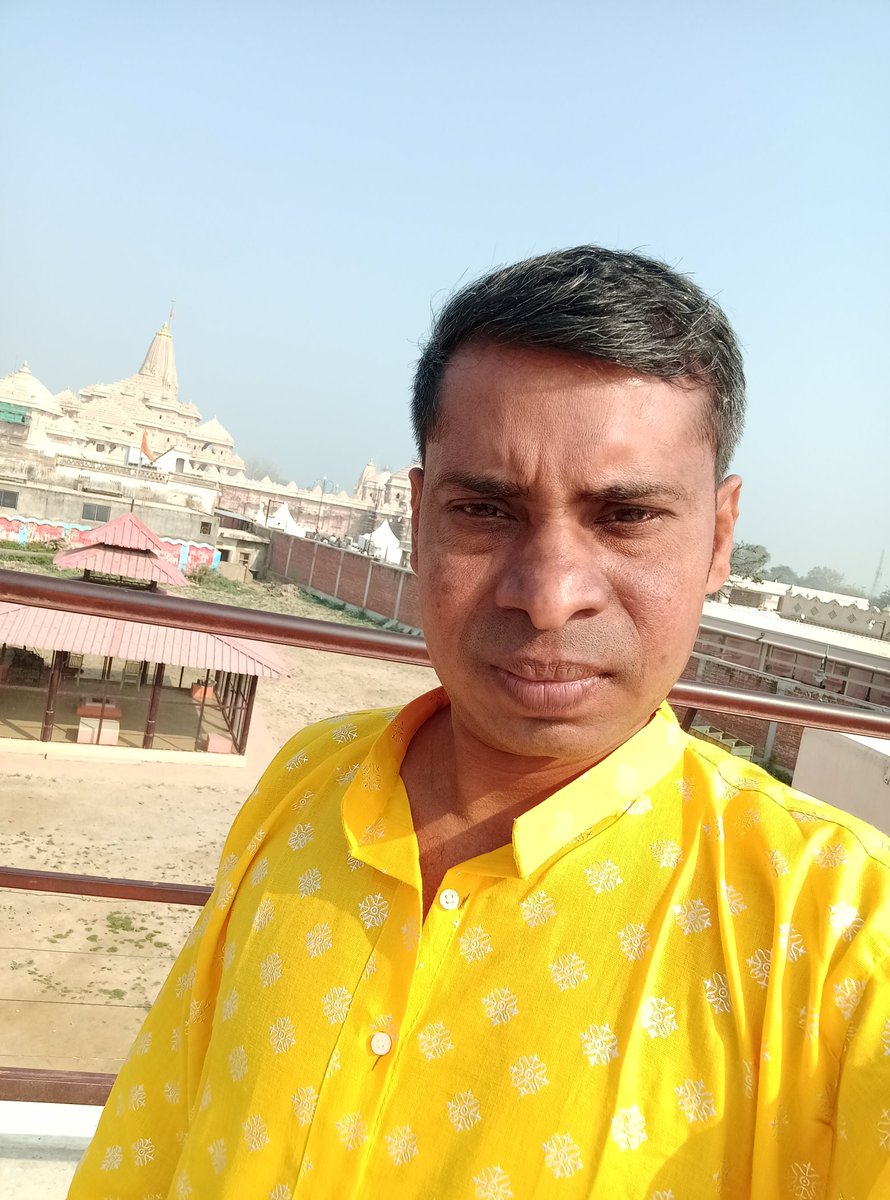 chumankumar3's tweet photo. Jay shree ram at Ayodhya ram mandir https://t.co/JUlFJ7SzZf