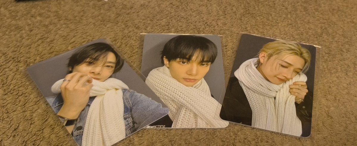 Stray Kids DOIT POPUP 購入特典 トレカ 交換 譲) 🧣ﾊﾞﾝﾁｬﾝ,ﾋｮﾝｼﾞﾝ