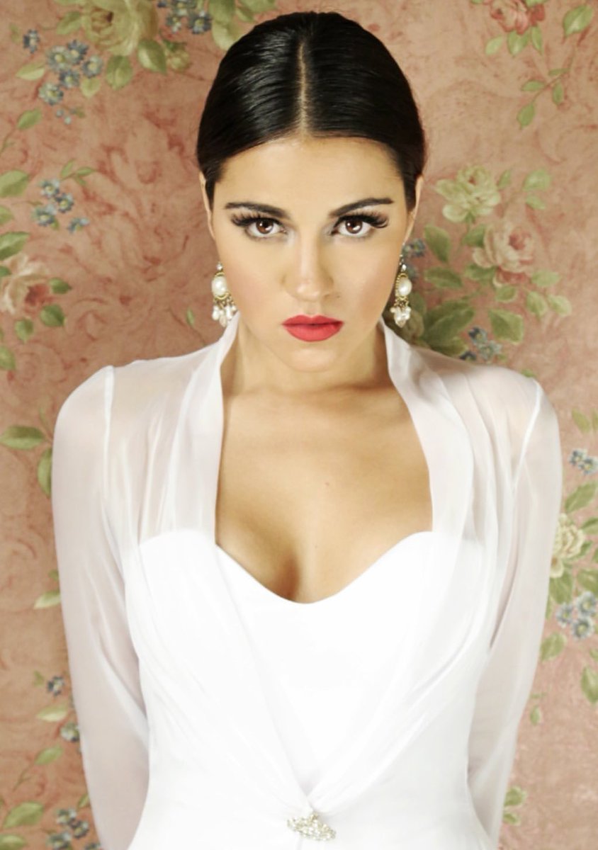 "Vas A Querer Volver" de Maite Perroni ha superado los +264 millones de reproducciones en plataformas digitales (Spotify y YouTube), convirtiéndose en el sencillo en solitario más vendido de cualquier ex miembro de RBD.

<a href="/maiteperroni/">Maite Perroni B.</a> #musica
