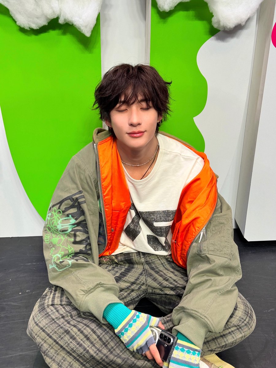 『2026 RIIZE CONCERT TOUR [RIIZING LOUD] Special Edition in TOKYO DOME』

👗𝔻𝕒𝕪𝟙 𝔻𝕣𝕖𝕤𝕤 𝕔𝕠𝕕𝕖 ‘ℂ𝕌𝕋𝔼’ ❤️💚

#RIIZE #라이즈 
#RISEandREALIZE 
#RIIZINGLOUD_IN_JAPAN_TOKYODOME