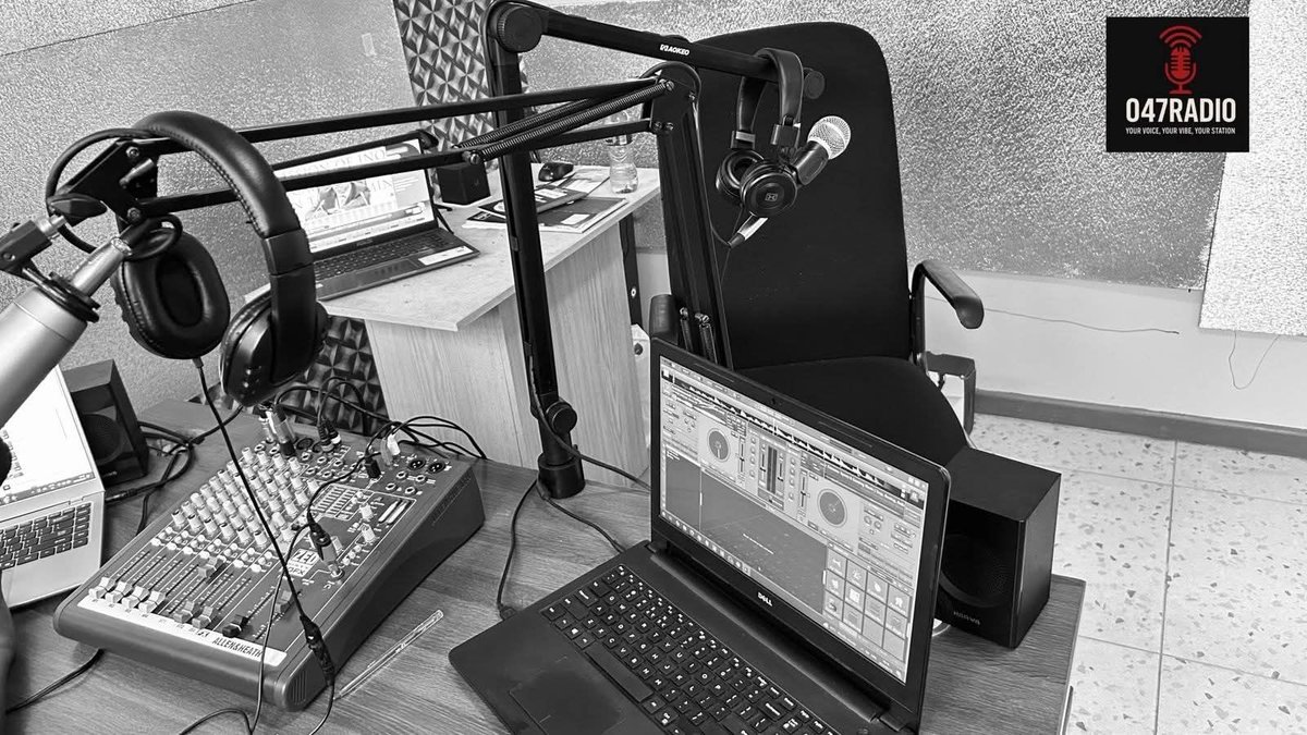BrunoSigwela's tweet photo. Morning Buzz with DJ Tyisu mntana/Pastor B 
from 6h00 - 9h00

Calls: 0470650902
Whattsap: 0607074728
 Stream: https://t.co/XFv5OaunRZ
@047Radio https://t.co/vVny9htyUD