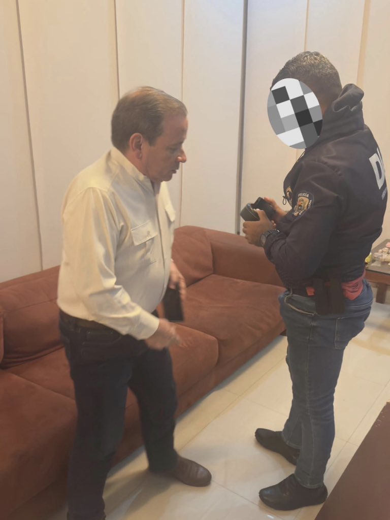 Juan Pablo Guanipa en Libertad Plena. Funcionarios policiales le retiraron el grillete electrónico.