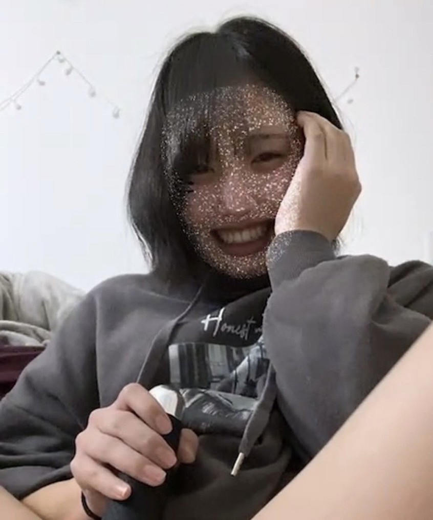 ahoo._.08 tweet media