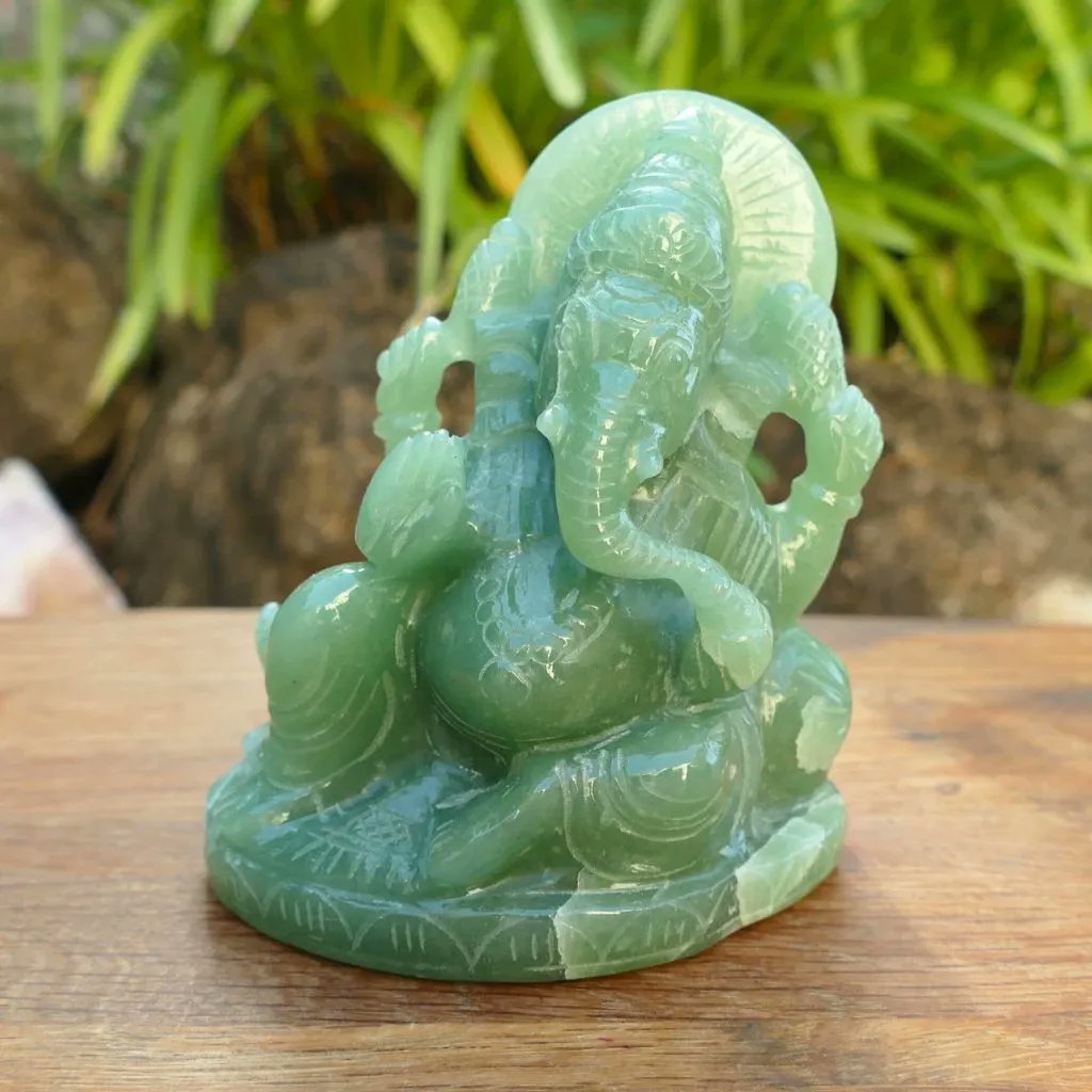 Earthy_Gifts's tweet image. 🍀 Green Aventurine = Your Ultimate Luck Crystal! 💚 Attract opportunities &amp;amp; boost confidence now! #GoodVibes #LuckBoost #GreenAventurine
