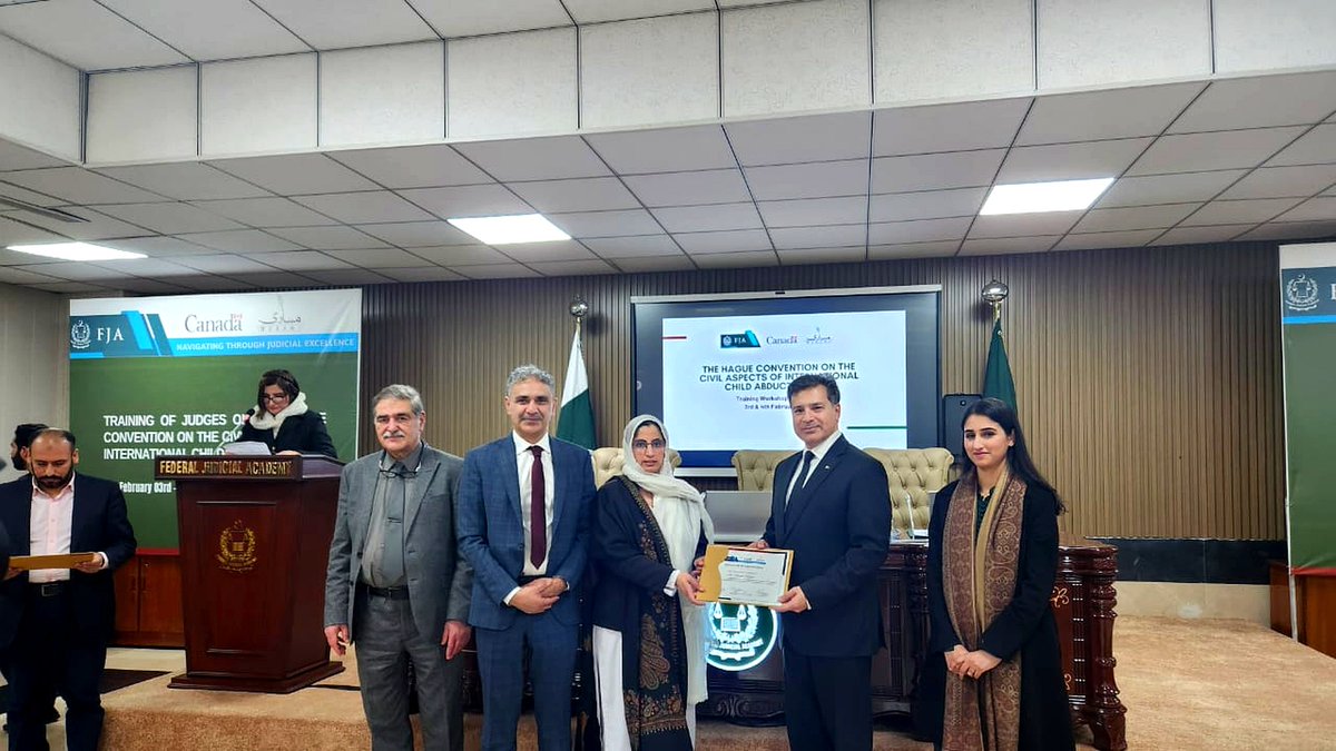 Canada in Pakistan tweet media