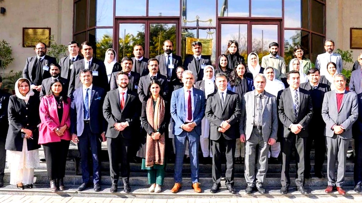 Canada in Pakistan tweet media