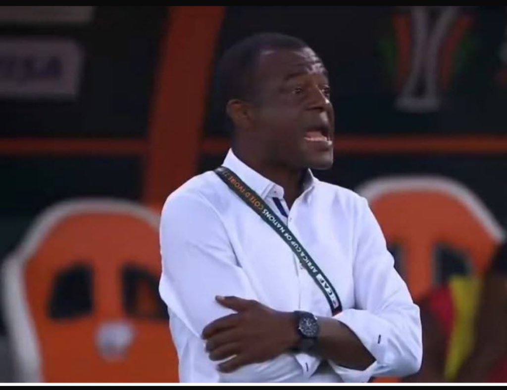 Assistant Manager earns salary twice the  Manager’s pay. 😹😹
Uganda!!