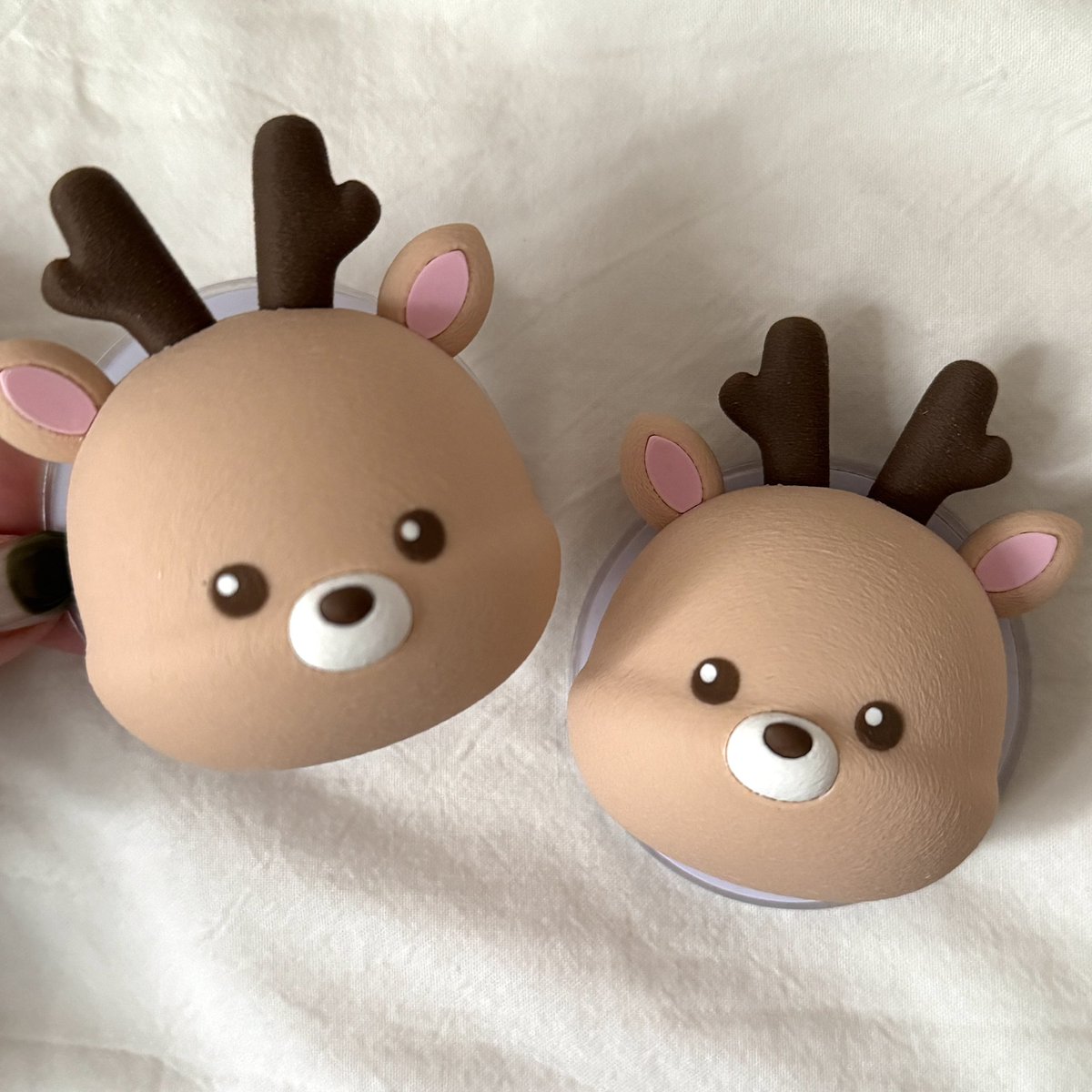 iiilovesc913's tweet image. ⊹ ⋆ﾟ˚₊‧꒰ა #RT event ໒꒱ ‧₊˚ ⋆ﾟ⊹

3D프린팅으로 만든 우락밤 그립톡을
#RT 해주신 분들 중 두 분을 추첨하여 선물해 드릴 예정입니다♡

💜3/3 당발
💜국내 주소지 한정
💜많은 참여 부탁드려요~