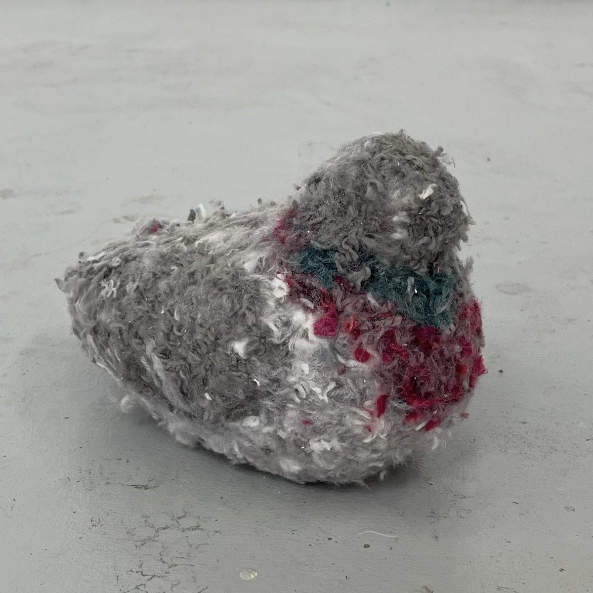 【展示のお知らせ】

本日より国立新美術館で行われる五美大展に出展します
多摩美油画エリアに泊木名義での出展です、よろしくお願いします🕊

会場
国立新美術館

会期
2026/2/20(金)〜3/1(日)

時間
10:00〜18:00