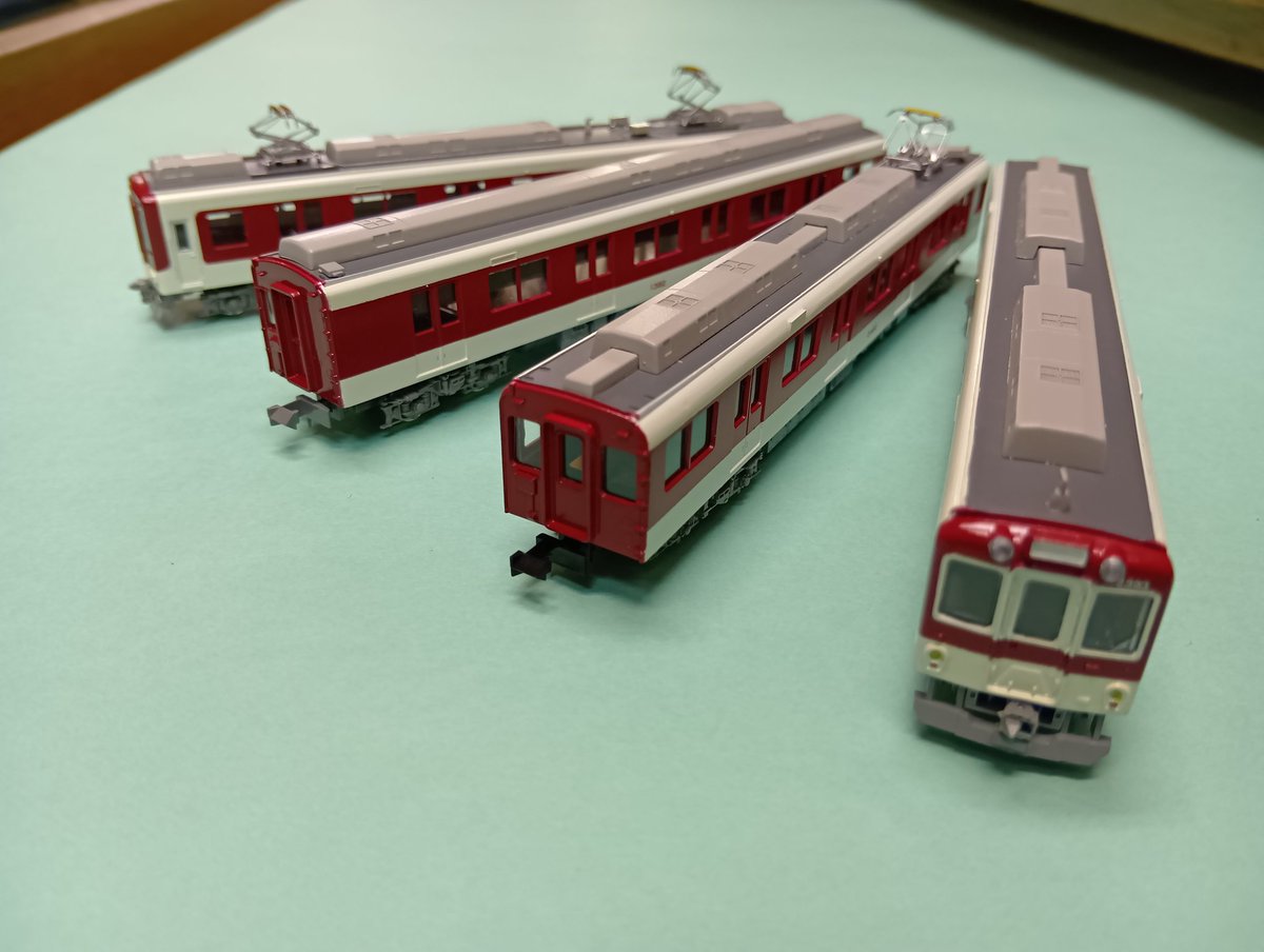 彩々堂特製完成品 1200+2430(1211.1212) 2編成完成しました。先頭車に