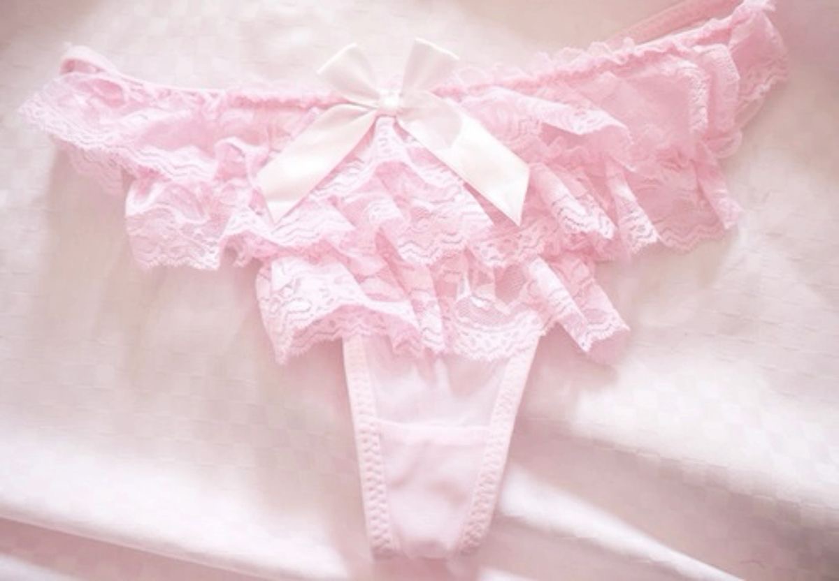 𝑗𝑢𝑙𝑒𝑠 𝜗𝜚 tweet media