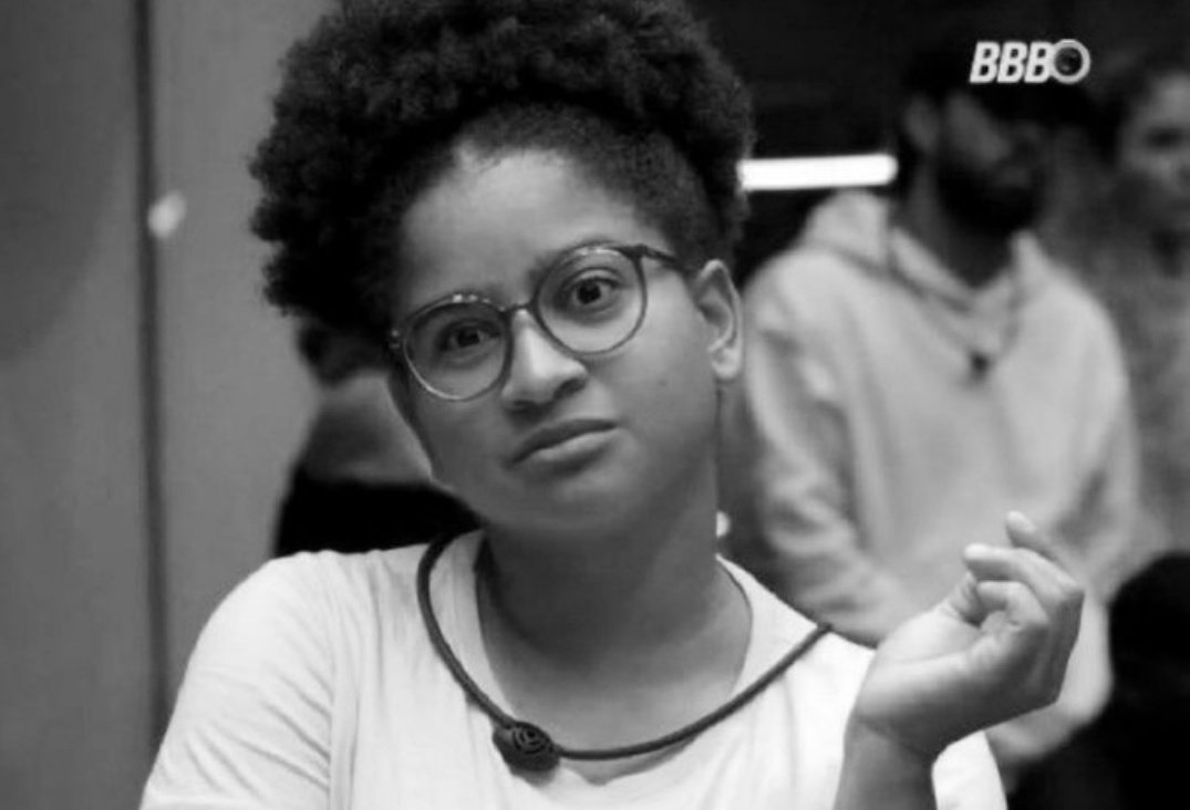 Diana_comenta's tweet photo. Não consigo entender como alguns estão gostando dela no programa. Eu pouco assisto esse Big Brother, de tão chato que está e tida vez que vejo algo dessa menina no programa só mostra que alem  de infantil, ela é  chata e insuportável!!!  Estou com ranço dela. 😡 https://t.co/yx6ltp1zL3