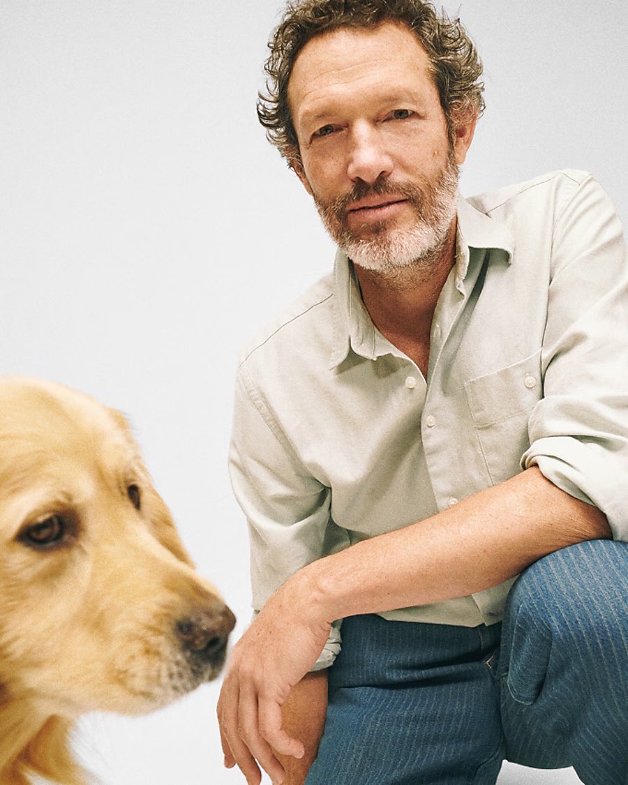 rfkenmore's tweet photo. Golden Retriever on J Crew homepage wins me over https://t.co/yu9YiyJI0B