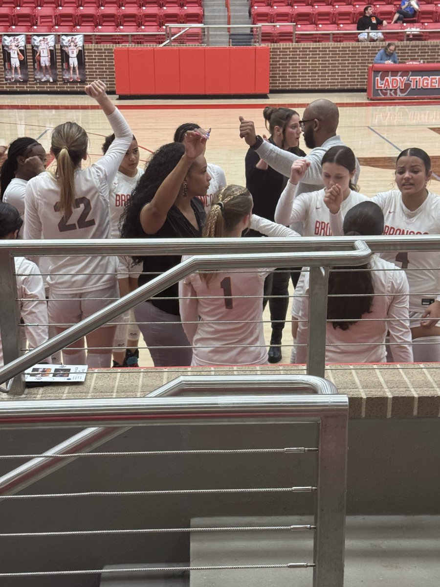 RussCochran's tweet photo. Lake in control…. Seagonville  19 Lake Belton  57 End of 3rd… Area girls playoffs  @KDHsports https://t.co/lK4wHCgpo8