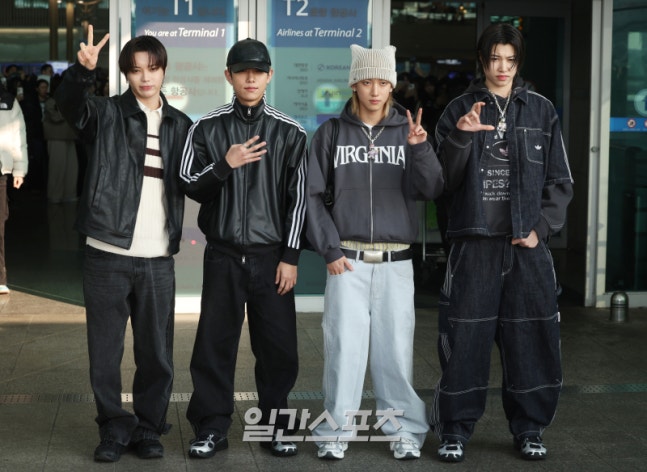 xxx4sho's tweet photo. 260220 LNGSHOT at Incheon Airport 🫶

#롱샷 #LNGSHOT https://t.co/MgbfTVPXOI