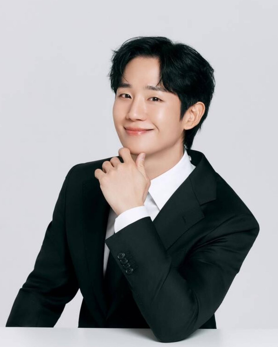 junghaeinphd's tweet photo. Jung Hae-in has been selected as the advertising model for the vitamin brand Nutricore, and will be participating in various promotional campaigns and advertisements in the future. #junghaein ♥️✨ https://t.co/KLTLXUzb7x