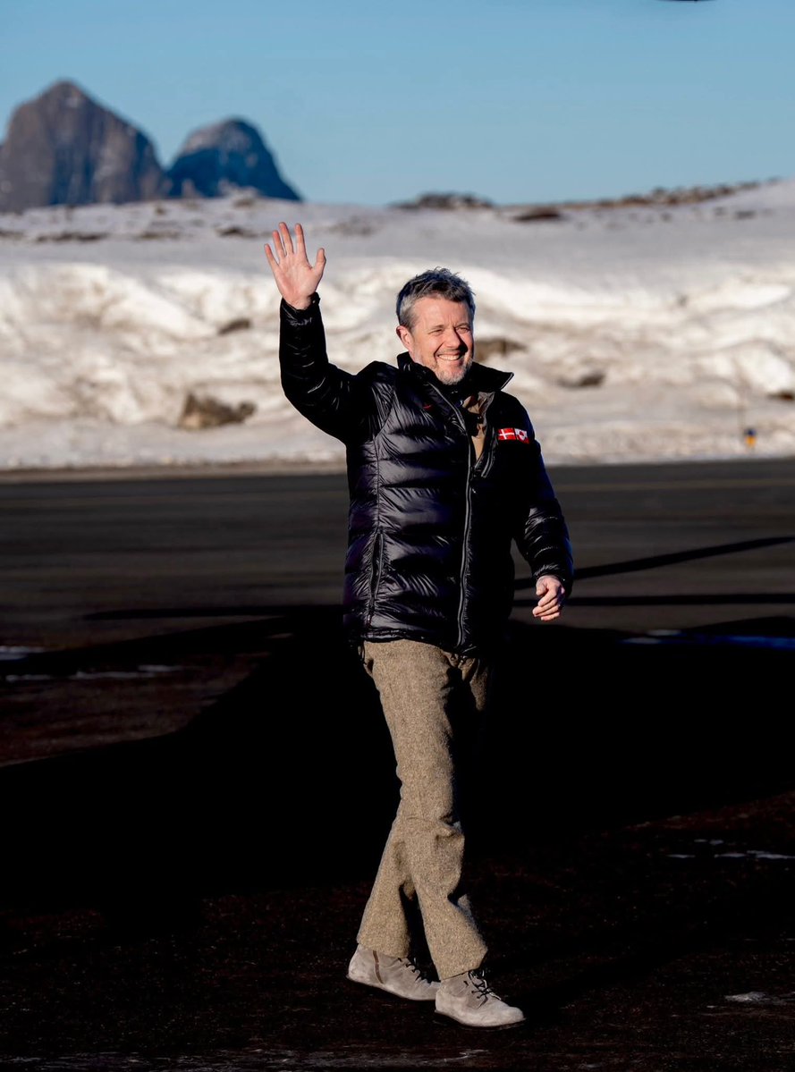 Nuuk, 19.02.2026
Su Majestad el Rey de Dinamarca esta realizando una visita a Groenlandia 🇬🇱
📷 Det Danske Kongehus