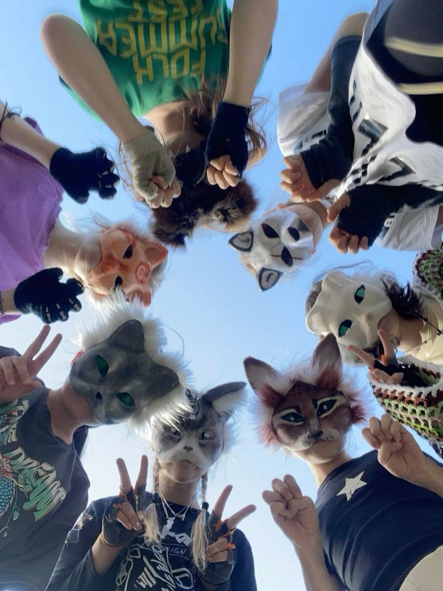 Elizabeth tweet media