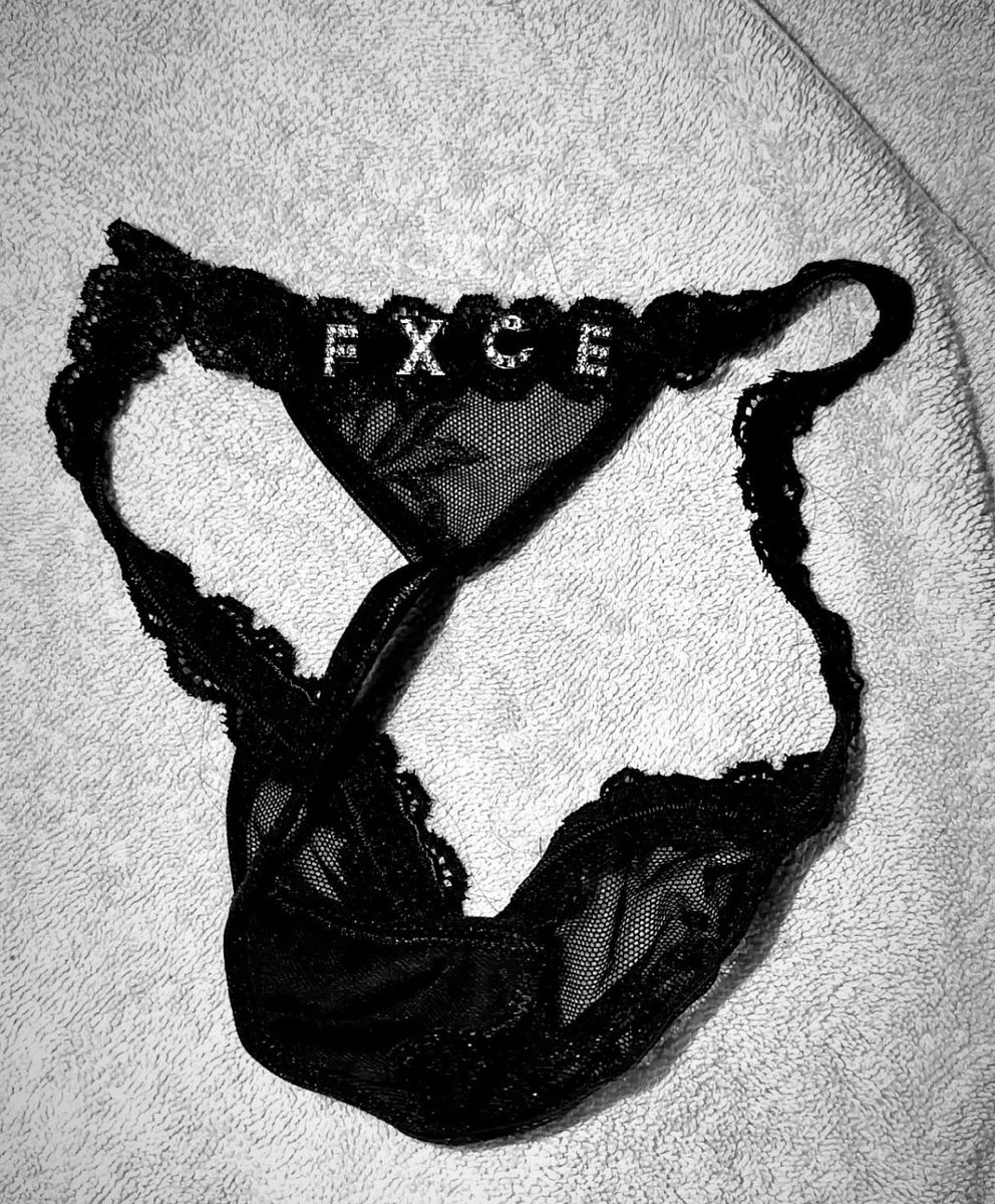 𝑻𝒓𝒆𝒚. (@yourfavoritet) on Twitter photo 