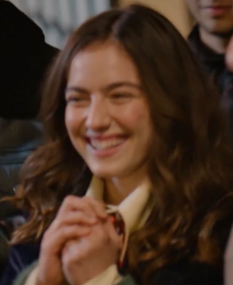 sirf sevdigi adamin ismi geciyo diye katildigi workshopta onun mutluluk