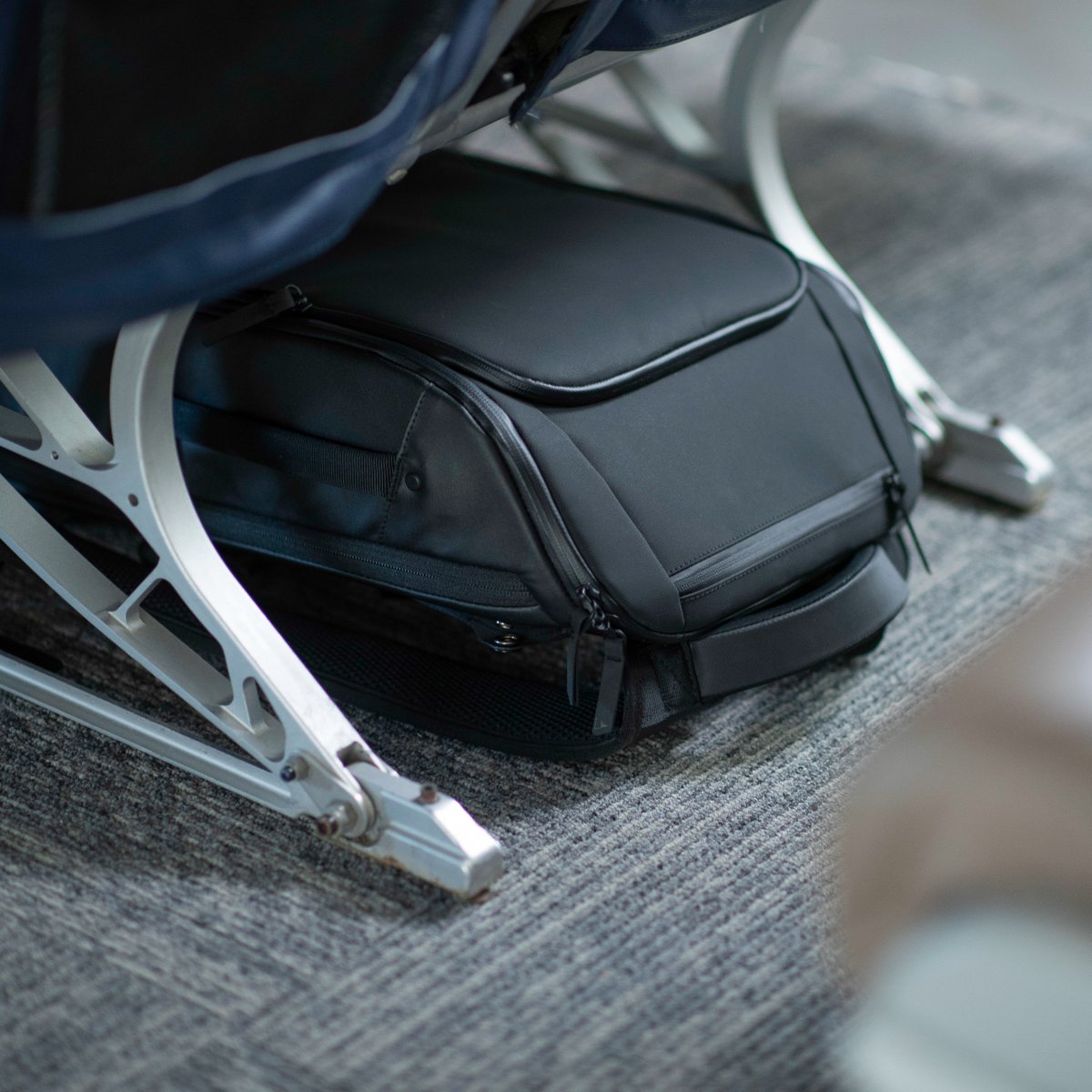 Nomaticgear's tweet image. Prepared is professional.

The Everyday Backpack built for work travel, daily carry, and modern professionals who move with purpose.

One system. Zero friction.

#EverydayBackpack #WorkFromAnywhere #DailyCarry #Nomatic #LifeOnTheMove #TechOrganization