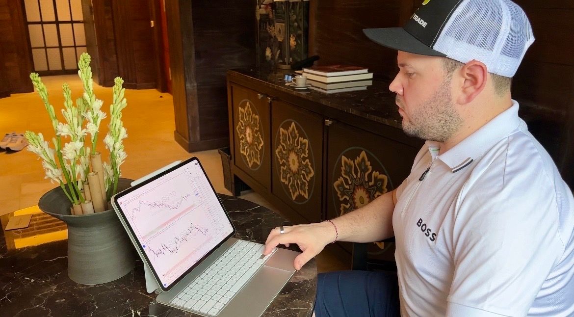 I'm pretty excited :-)

A handful of folks grabbed their spot in the Trading Profit System.

Yesterday a guy joined and texted me:

*"Wait... you're actually going to SET THIS UP for me? Like, on a call?"*

Yes dude. That's the whole point lol.

I think he'd been burned by so