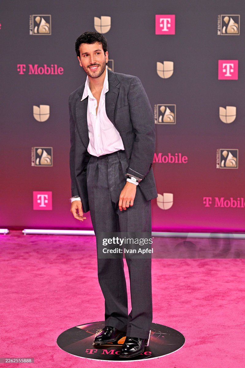 El nivel de perfección de YATRA EN PREMIO LO NUESTRO