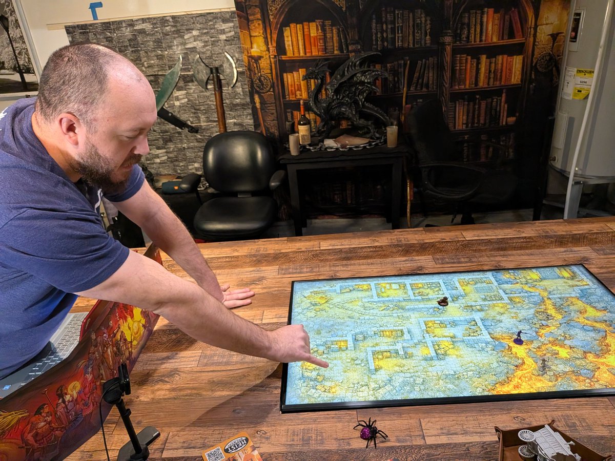 MythFits tweet media