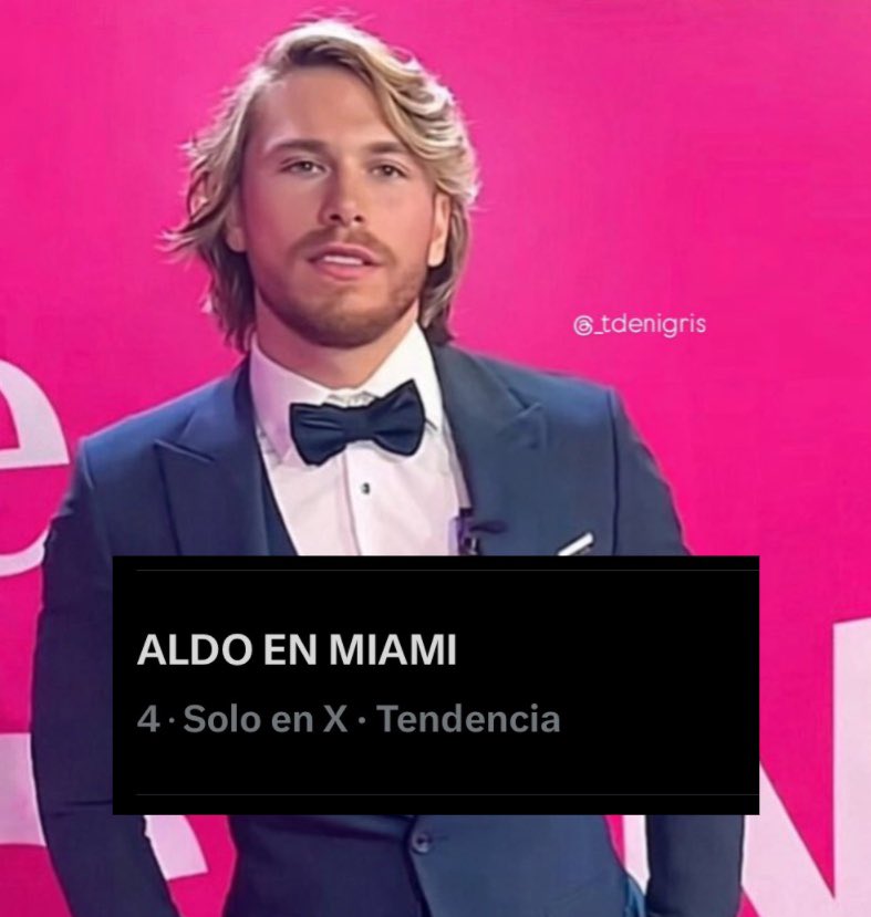 gabgavvv123's tweet photo. Nos Fuimos Mundial Aldo De Nigris 
 #PremioLoNuestro ALDO EN MIAMI https://t.co/1RCnhy4IBg