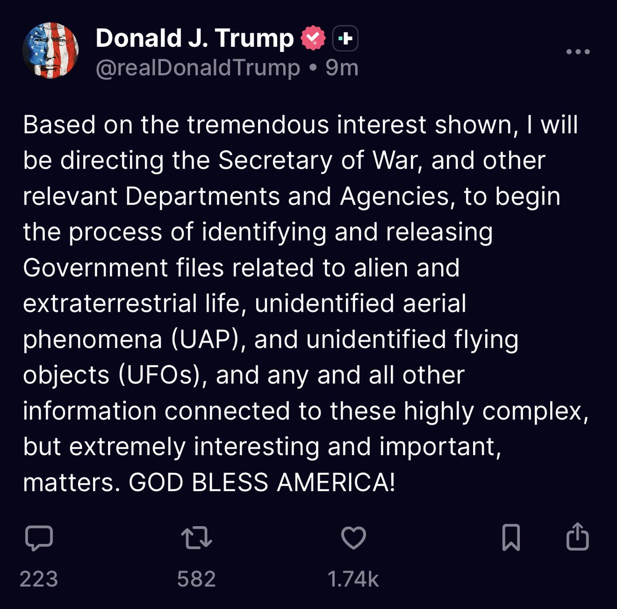arielmou's tweet photo. ⚡️ATENCIÓN

Trump anuncia que va a ordenar la desclasificación de archivos sobre Fenómenos Anómalos No Identificados #UAP, #OVNIS y vida extraterrestre. https://t.co/ZckvExQVr4